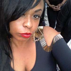 Meet your Posher, Cynthia